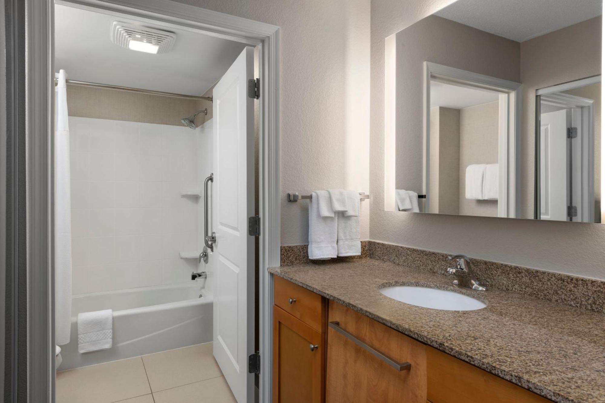 Residence Inn Mt. Laurel At Bishop'S Gate Mount Laurel Exteriér fotografie